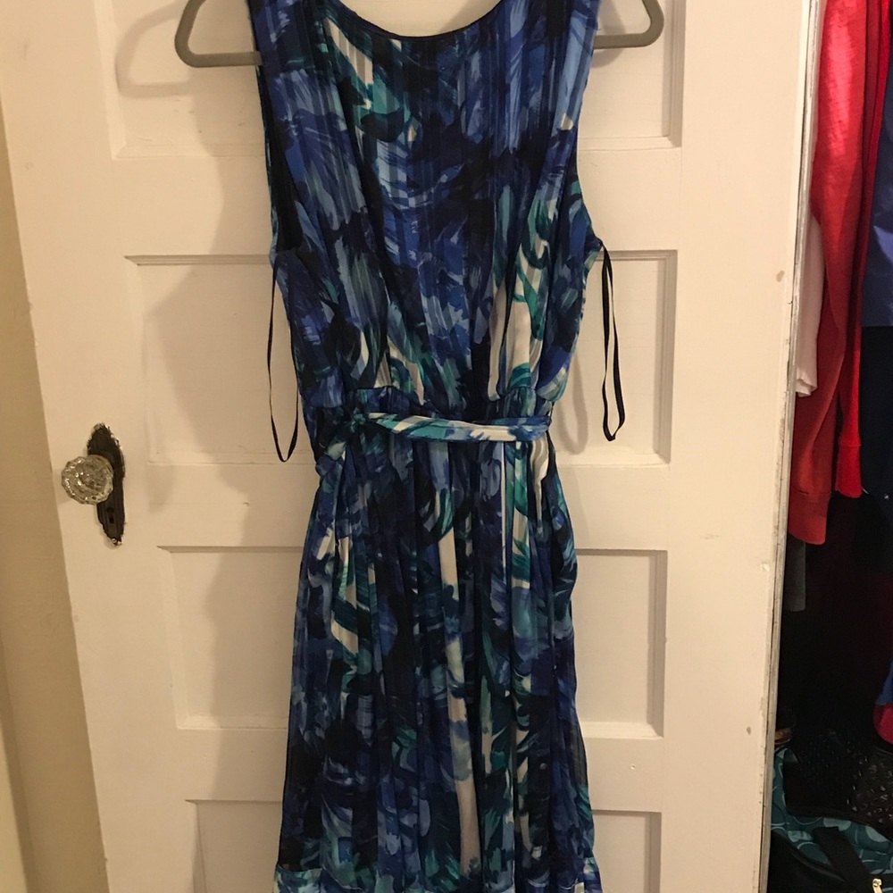 Blue/multi belted dress